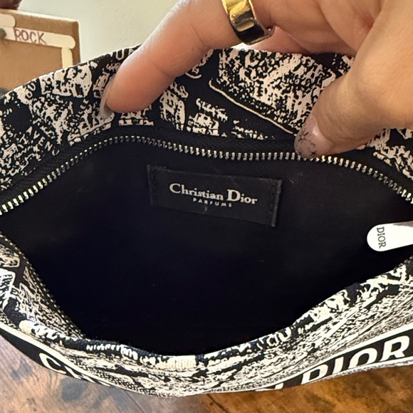 Dior Black and White Cosmetic Bag - Picture 3 of 3